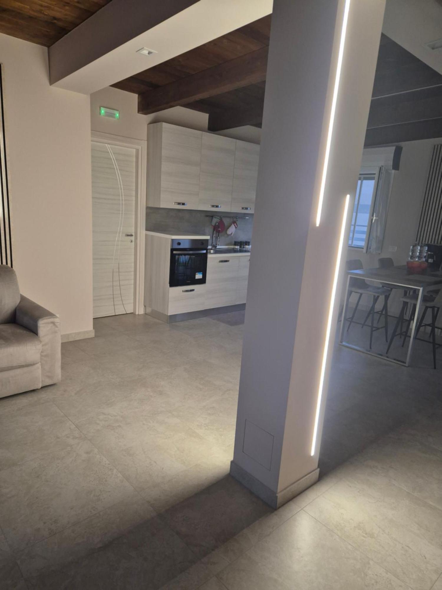 Attico Solaris Daire Reggio di Calabria Dış mekan fotoğraf