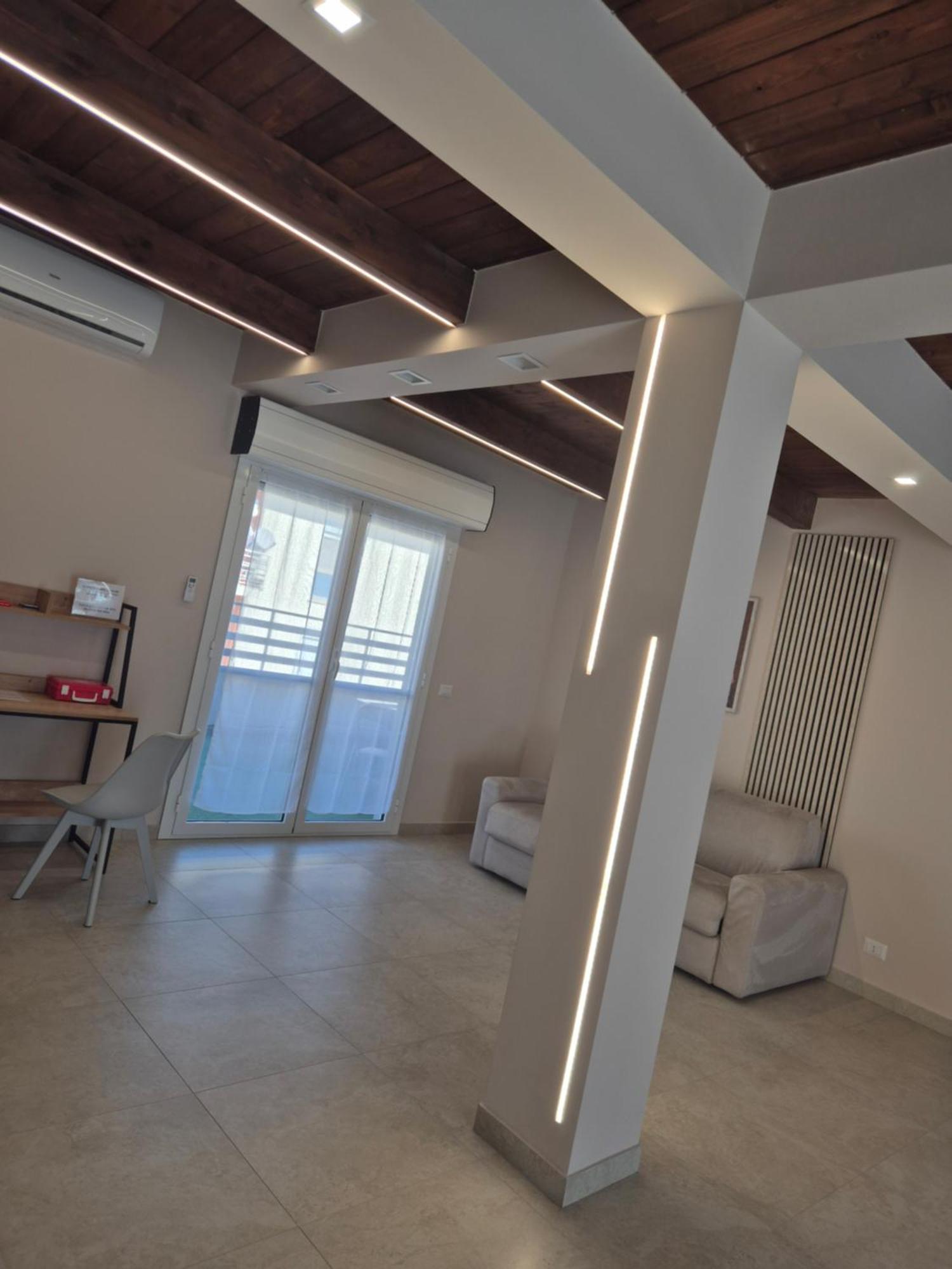 Attico Solaris Daire Reggio di Calabria Dış mekan fotoğraf